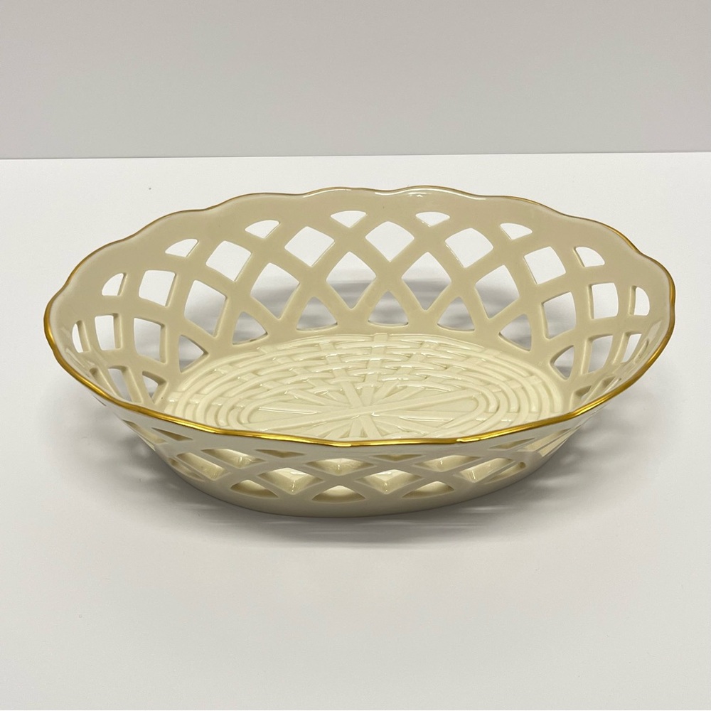 Lenox Lattice Basket Bowl with Gold Trim